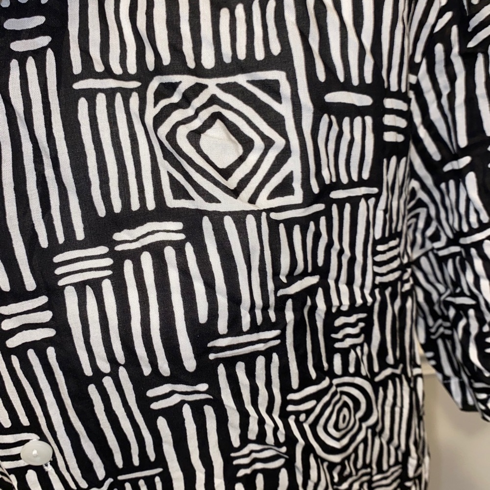 ASOS Tribal Printed Short Sleeve Button Blouse - Picture 4 of 5